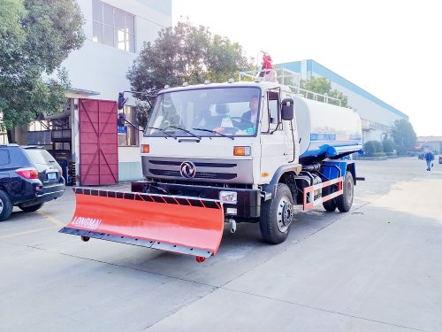 東風153消防灑水應(yīng)急鏟雪汽車